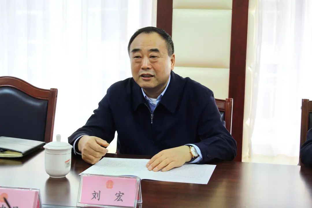 市委副书记刘宏到市中级人民法院调研指导政法队伍