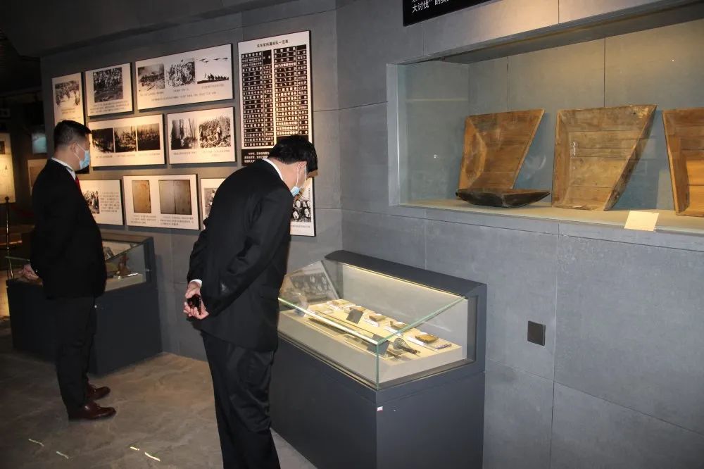 基地传承红色革命精神五市法院党总支组织党员干警参观东北抗联博物馆