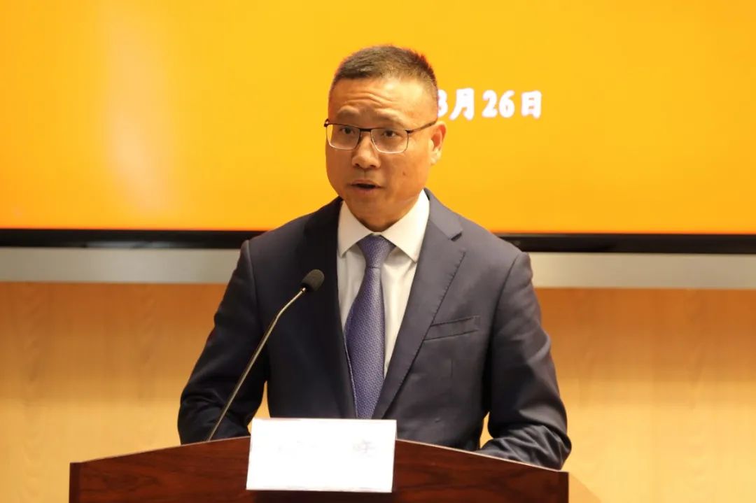 王东伟,上海融道网金融信息服务有限公司副总经理兼研究总监郑海阳