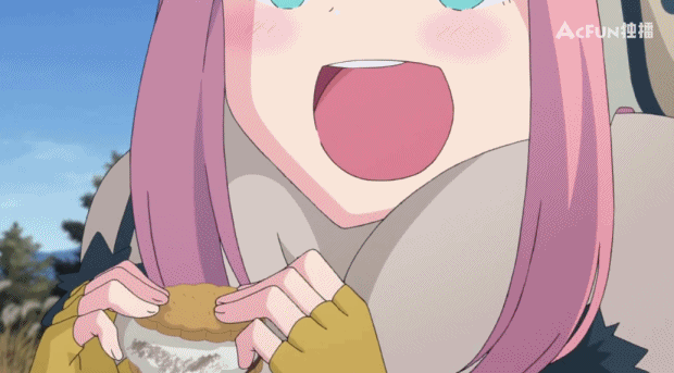 棉花糖烤至半融化状态,用巧克力夹心饼干夹住,一口咬出拉丝.