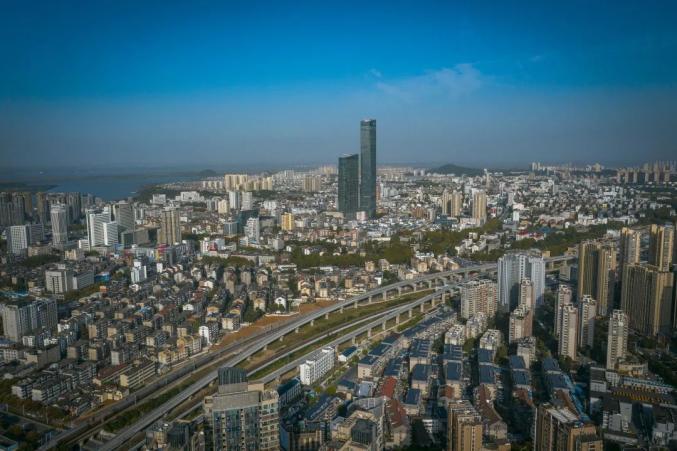 江苏这座“跑起来”的城市，如何为人才打造“有温度”的三块“地”？（最新发布）