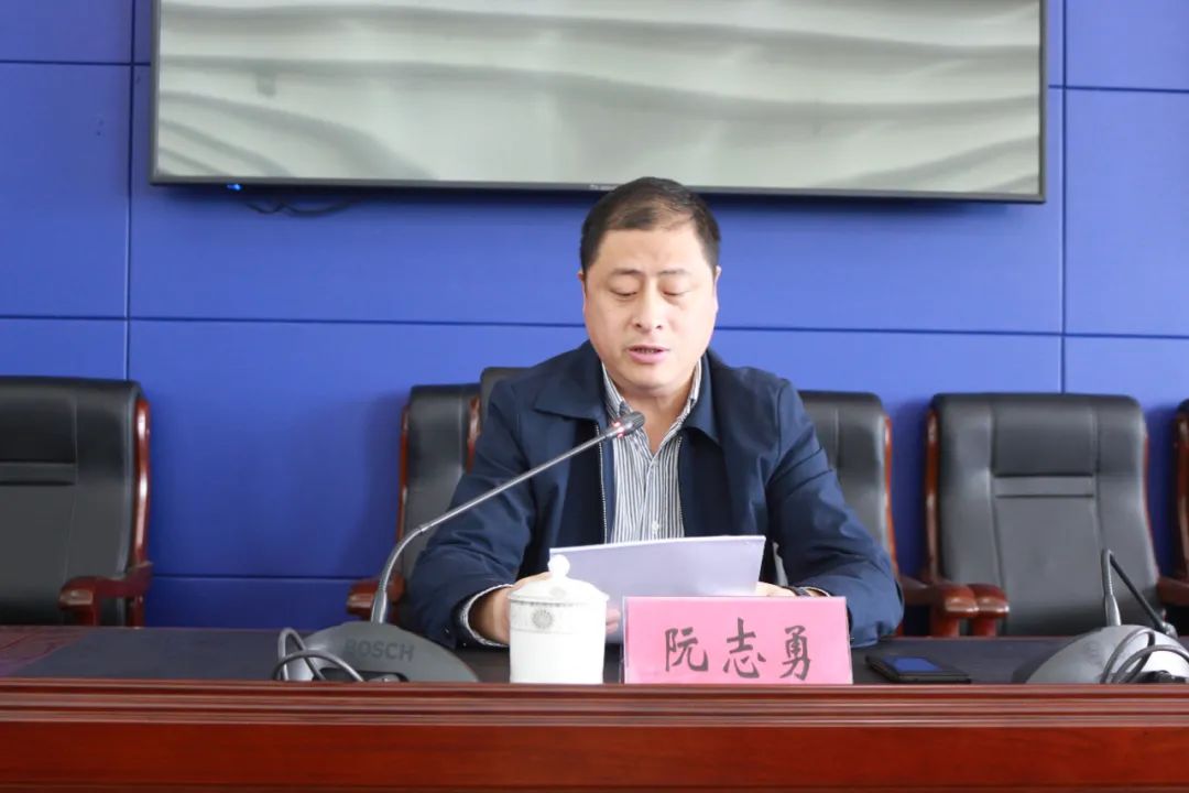 市委常委,市纪委书记,监委主任阮志勇参加会议并为广大政法干警作廉政