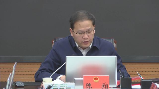 陈翔主持召开南昌县政府第108次常务会