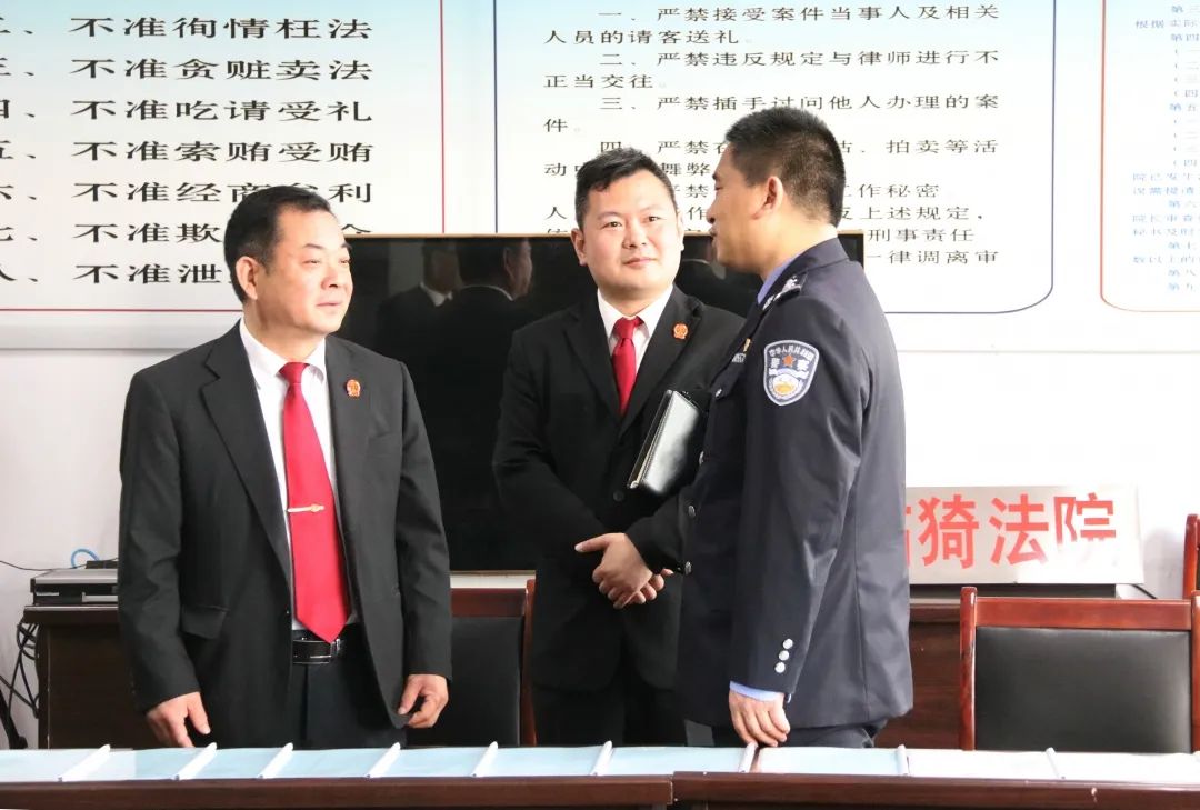 省政法队伍教育整顿第十一指导组督导临猗法院队伍教育整顿工作