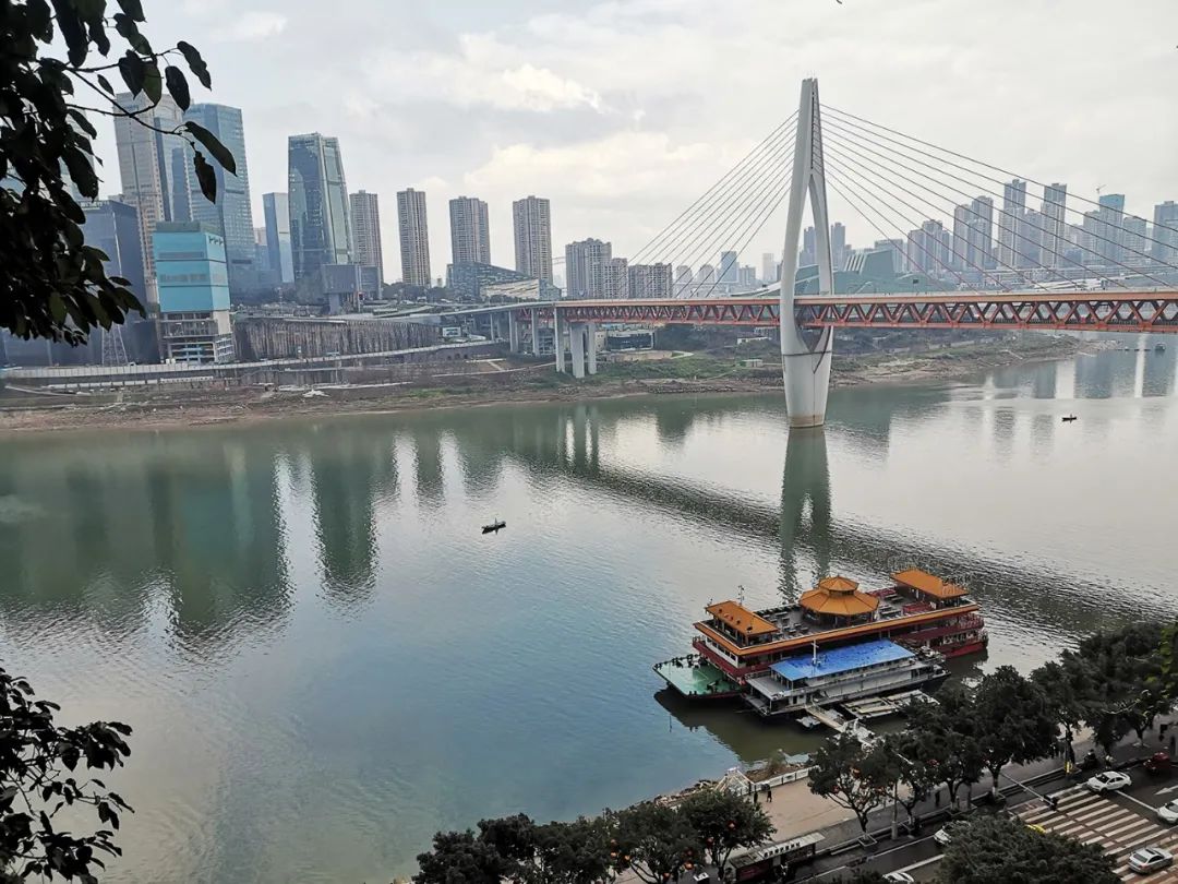 重庆:好风景,新经济,"就地过年"的山水乡愁