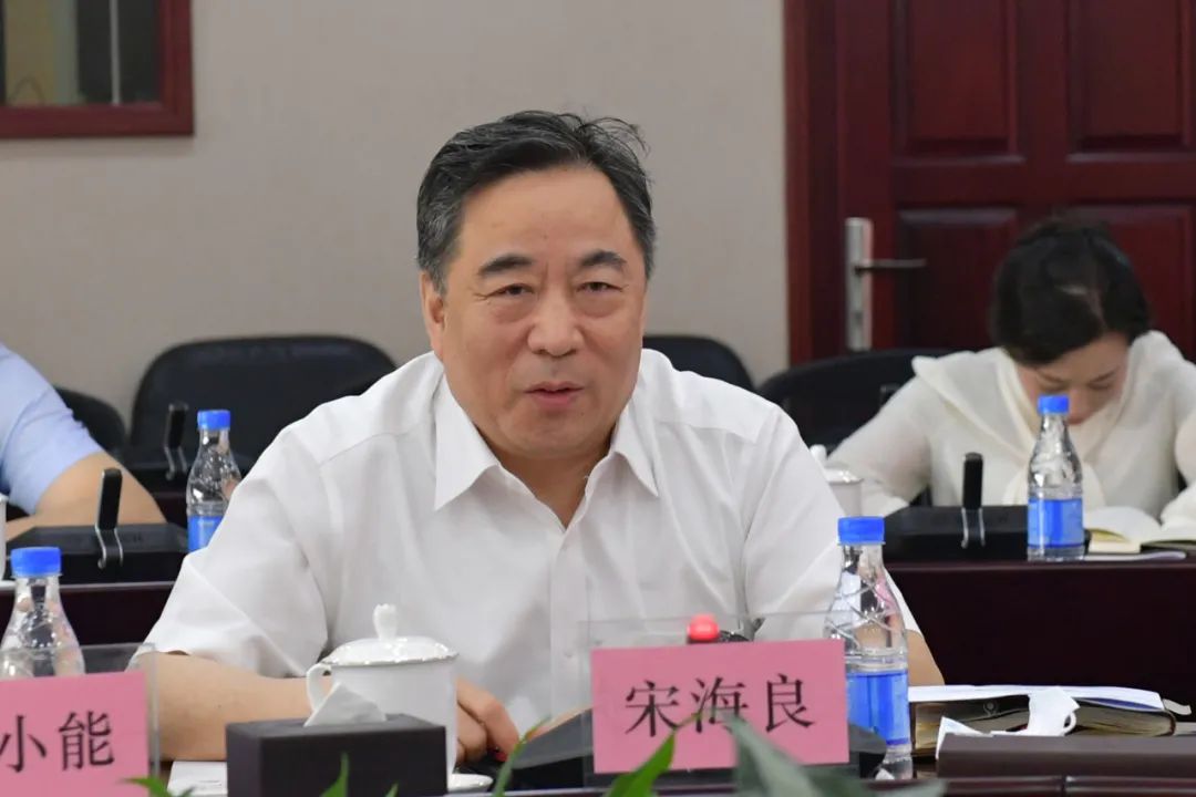 宋海良与深高速董事长胡伟会谈