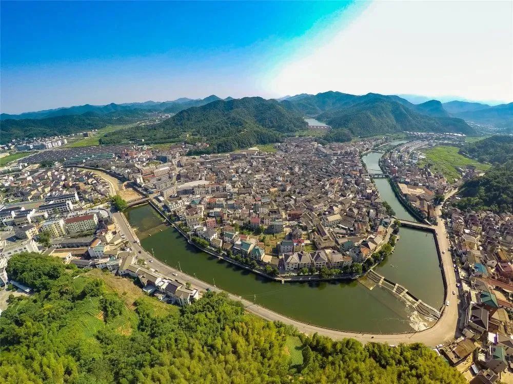 萧山区楼塔镇:实施"贤归助兴"模式,助推乡村振兴