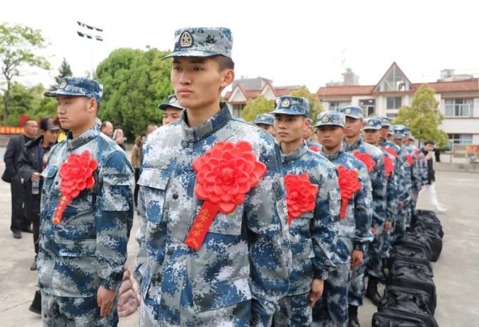 @有志青年 2021年下半年男兵网上报名开始!报名指南戳→(最新发布)