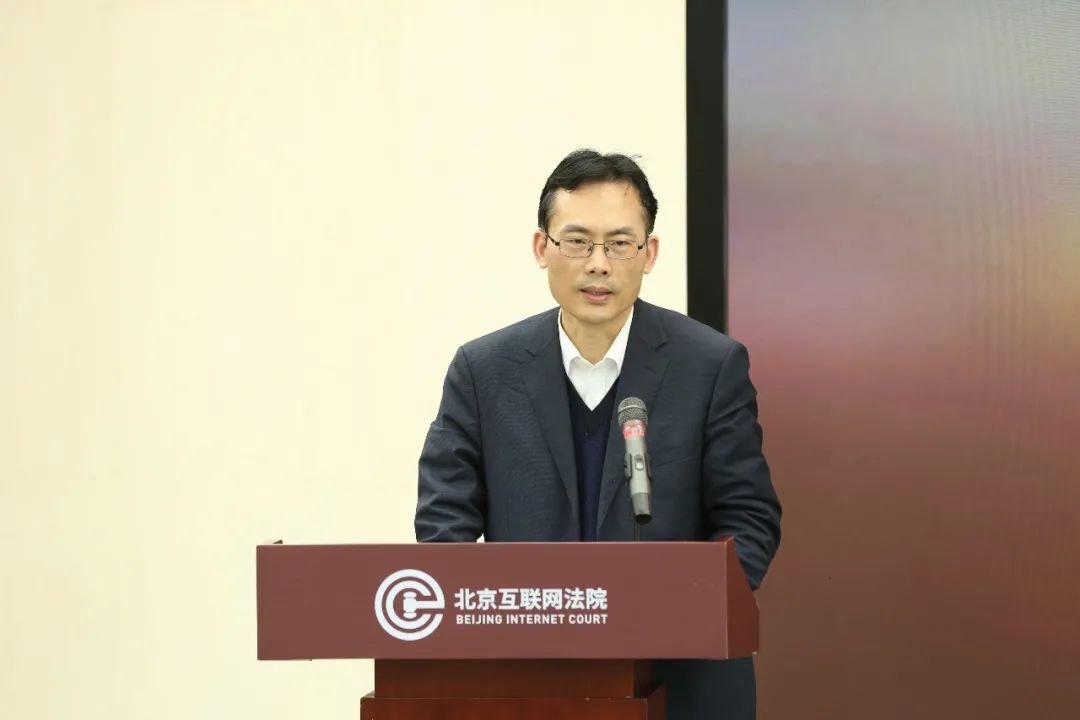 肖建国教授指出,北京法院的法官群体非常优秀,不仅审判业务素养水平高