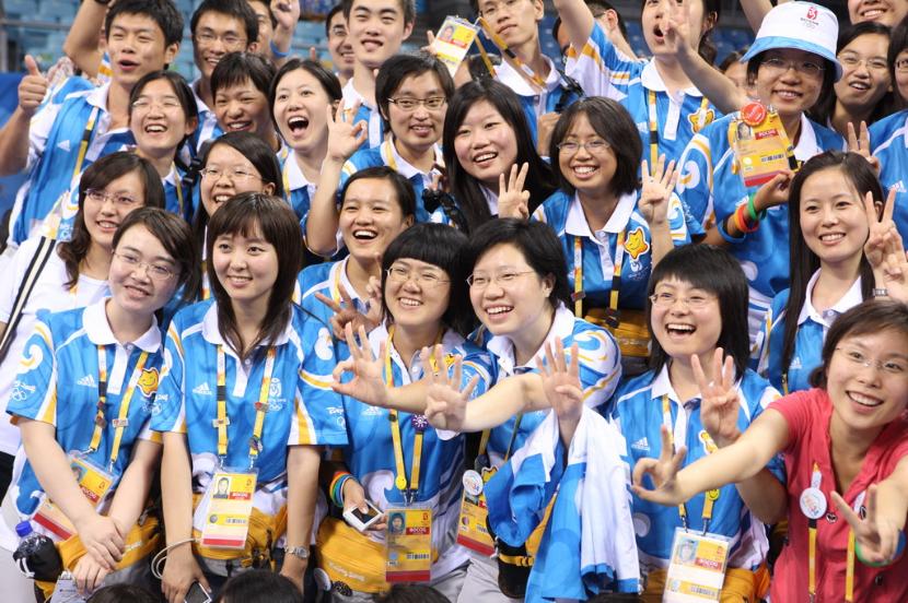 2008年奥运会,残奥会举办期间北京大学派出奥运志愿者4806名"奥运蓝"