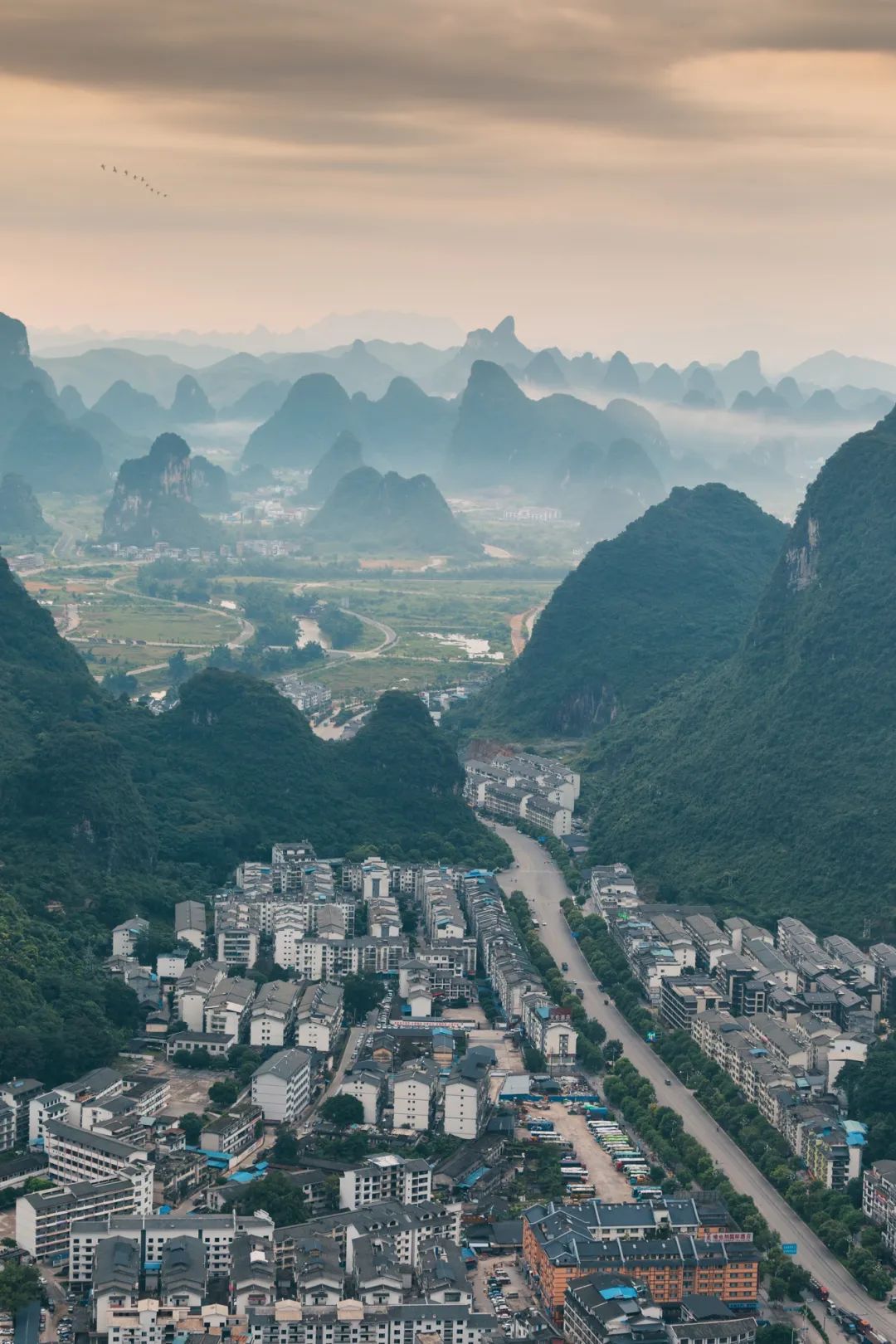 中国那么大，这天只有广西在放假！（最新发布）