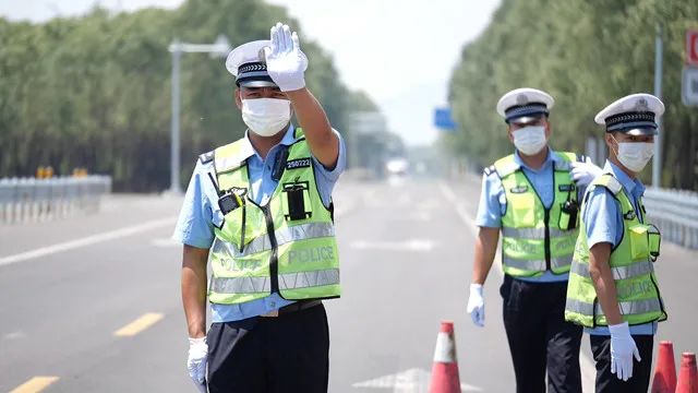 平安英雄王宏瑞热血丹心映警徽