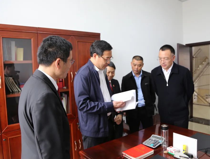 荣县县委书记韩明祝调研荣县法院队伍教育整顿工作