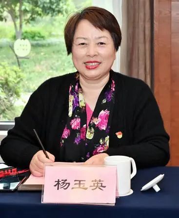 南湖区女企业家协会理事会议顺利召开