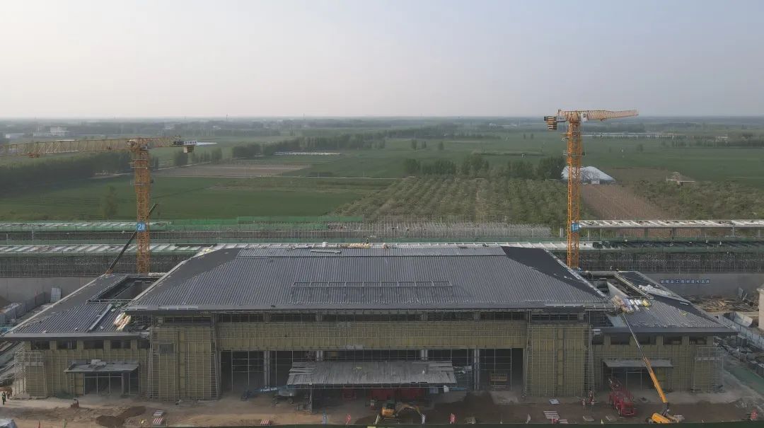 中建八局鲁南高铁项目六座站房加速建设!
