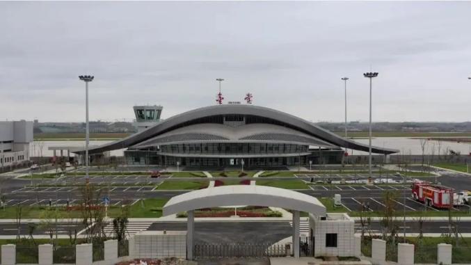 彭山 乐山,自贡等地的 环形低空飞行通道 成都又一个机场即将正式投用