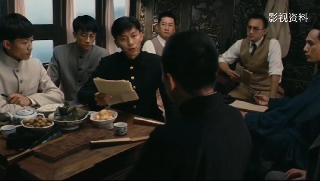 《觉醒年代》"续集"上映,"主演"实景讲述现代剧情