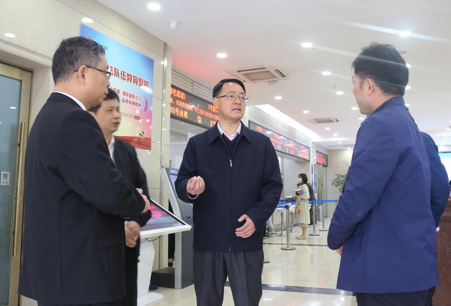 马鞍山市委常委,政法委书记,副市长杨善斌一行莅临雨