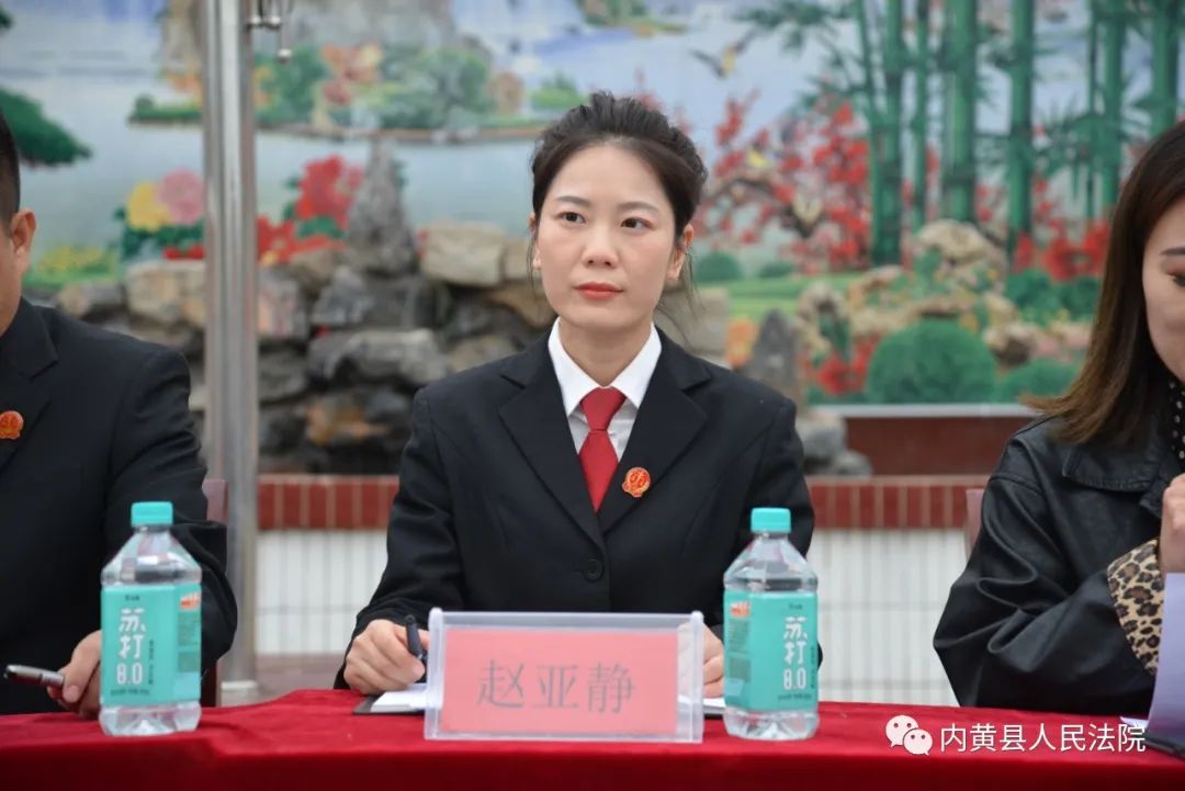 赵亚静带领该庭干警来到辖区内黄县第九实验学校开展"送法进校园"活动