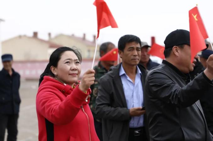 党史学习教育讲党史颂党恩唱支山歌给党听察右后旗文化志愿者走进白音