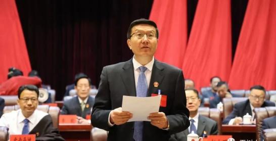 索南丹增当选玉树藏族自治州人民政府州长