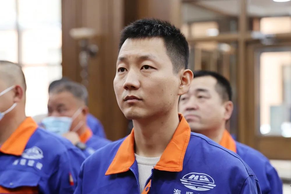 建筑工人兄弟走进黑龙江高院!(最新发布)