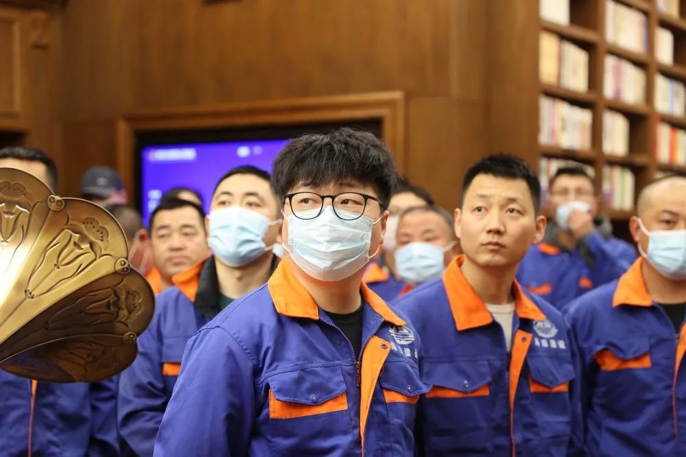 建筑工人兄弟走进黑龙江高院!(最新发布)