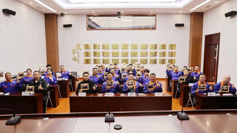 建筑工人兄弟走进黑龙江高院!(最新发布)