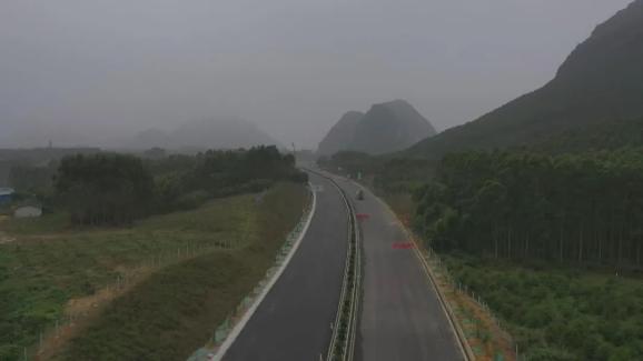 【沿着高速看中国】 新柳南高速助力忻城经济发展