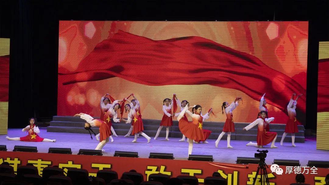 燃万全这场红色诵读暨文艺汇演不要太精彩