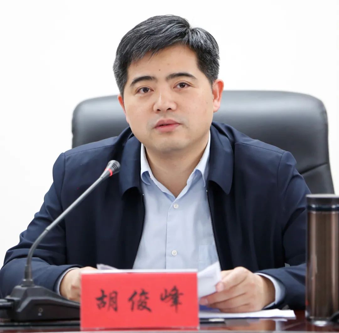 东湖区召开区政府第四次廉政工作会议