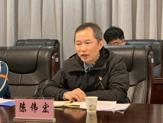 澎湃号>武汉海事法院> ▲省法院机关党委二级调研员陈伟宏讲话陈伟宏