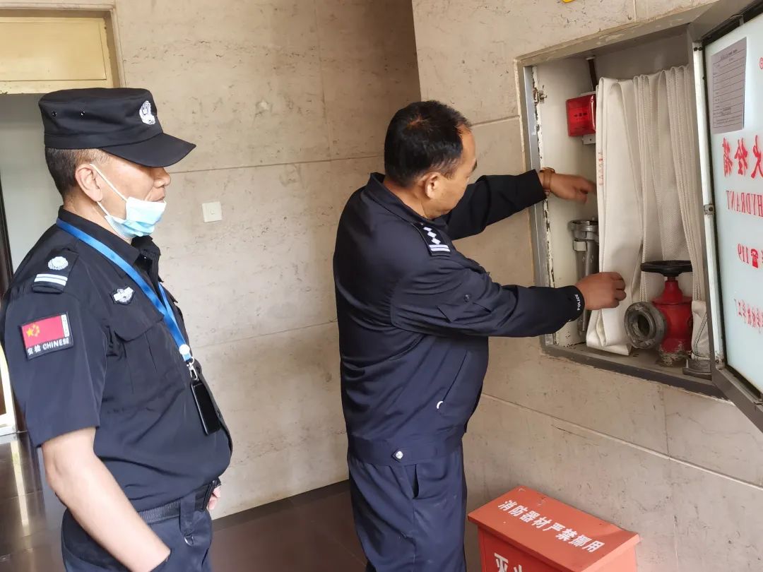动态法警队开展五一节前安全大检查