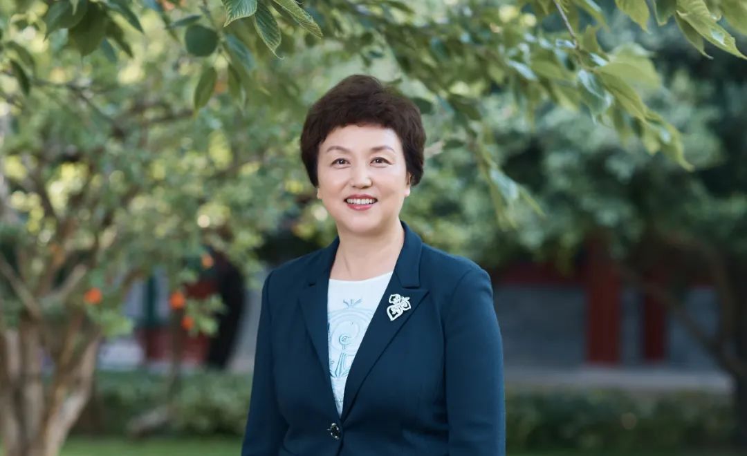 澎湃号>清华大学> 校党委书记 陈旭