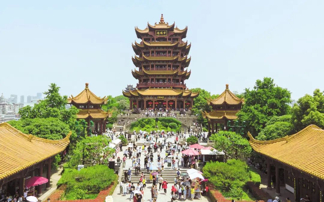 “五一”首日 湖北全面火爆（最新发布）