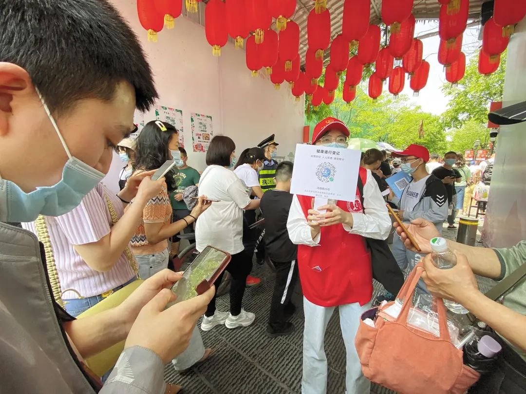 “五一”首日 湖北全面火爆（最新发布）