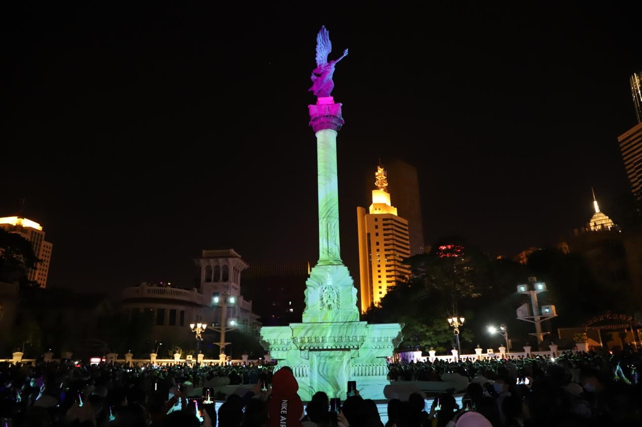 “霸屏”不过瘾 天津意风区持续放送精彩大片（最新发布）