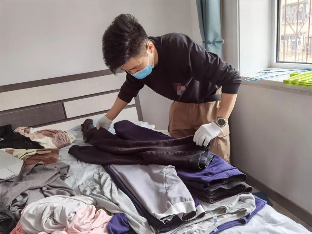 天津33岁小伙兼职做整理师走红!月入过万!(最新发布)