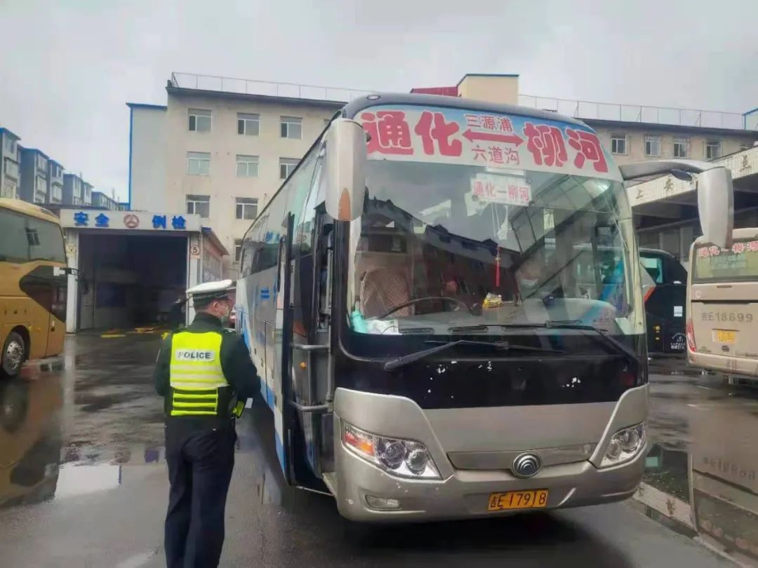 通化全市交警部门全力以赴,圆满完成"五一"期间交通安保工作