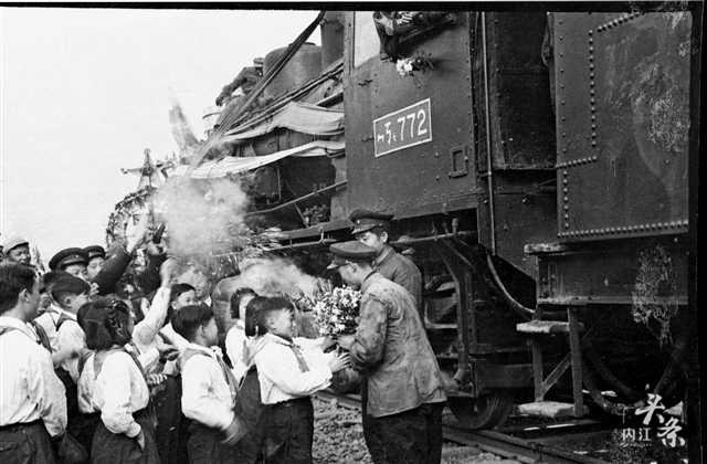 成渝铁路内江记忆五那辆来自1952年的列车