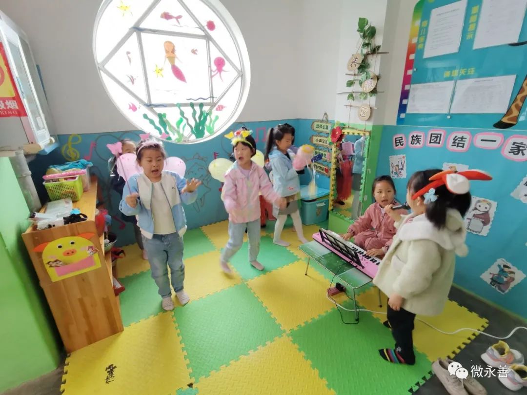 趣区域乐童年永善县幼儿园开展区域游戏评比活动