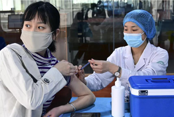 杏花岭区坝陵桥社区卫生服务中心开展新冠疫苗接种应急演练