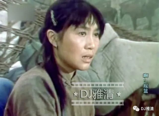 倪以临扮演赵玉霞村里的表演一向都是那么淳朴,自然,散发着泥土的芳香