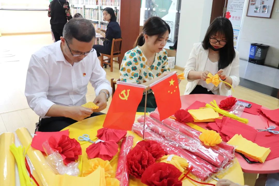 颂党恩传家风│常山县妇联开展传承红色基因弘扬良好家风亲子活动