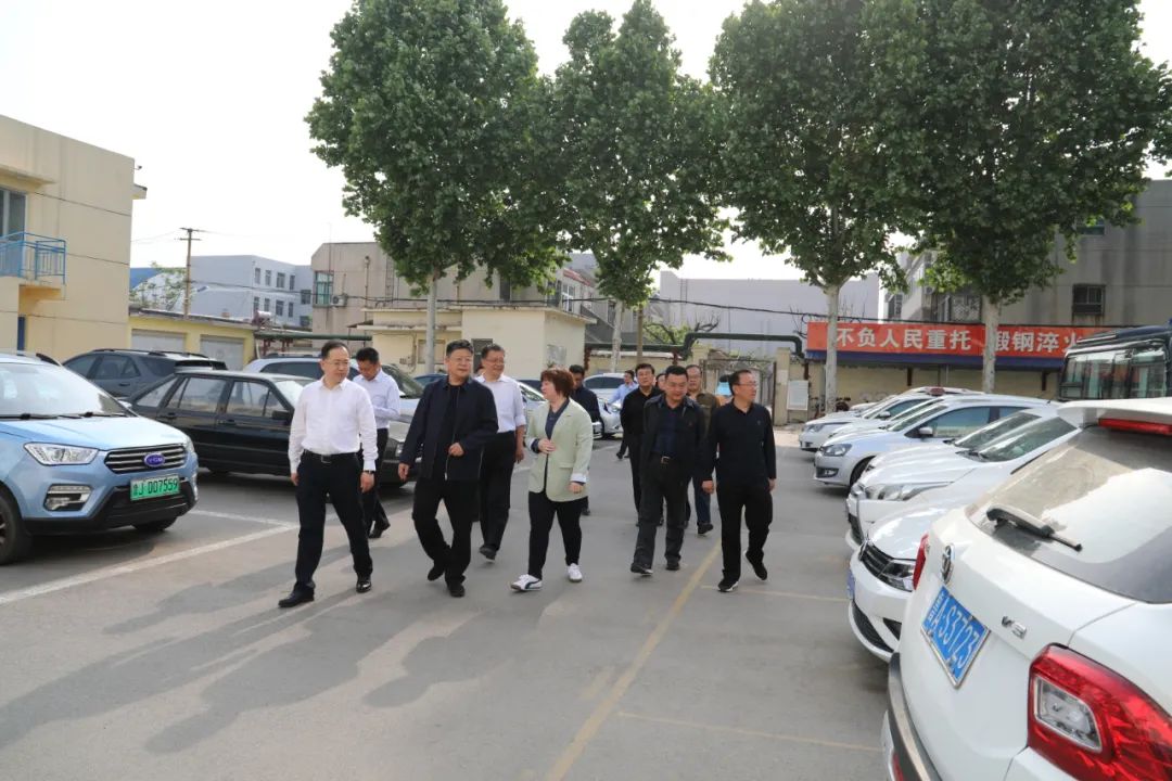 市领导杜君河到新城街道赵庄社区调研指导国家卫生城市复审工作