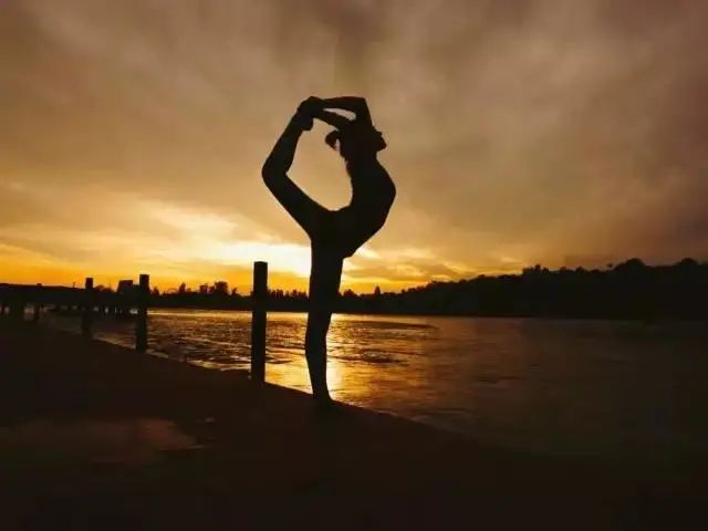 落日瑜伽 露天电影 开放麦~大家喜欢的我们长久安排!