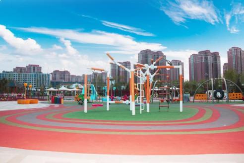 荧光跑道喊泉水幕电影水岸新城中心公园即将华丽登场