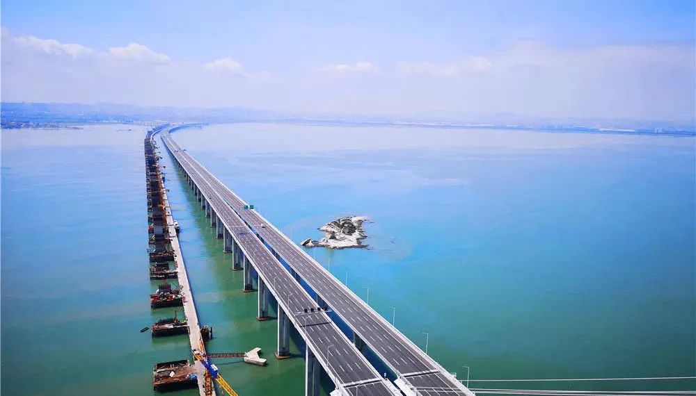 中国首座时速350公里跨海高铁桥福厦高铁泉州湾跨海大桥该大桥所处