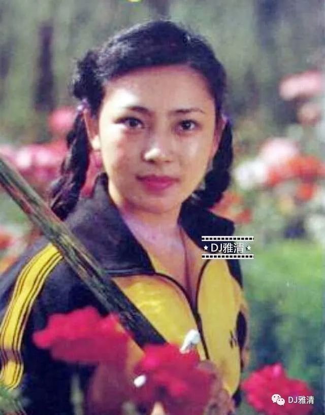 80年代功夫女星今昔照,个个貌美如花身手好,最后一位