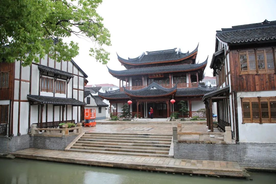 青溪老街爆火的背后是谁在默默的支持